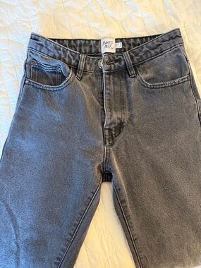 Princess Polly distressed black size 6 jeans